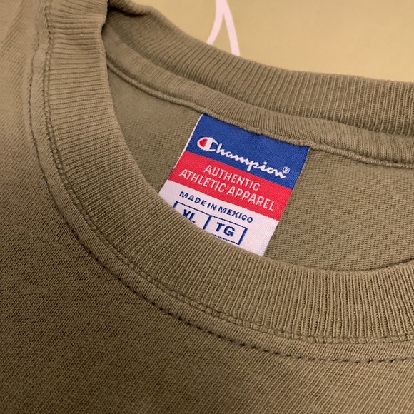 Vintage Champion - Picture 4 of 4